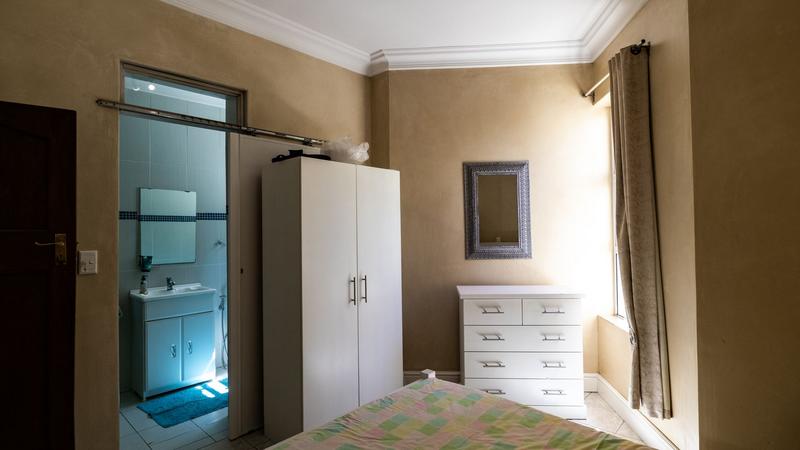 7 Bedroom Property for Sale in Walmer Estate Western Cape
